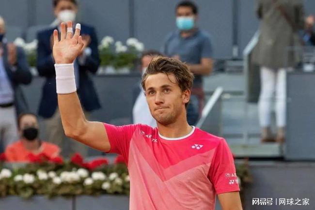 借助短视频 借助短视频